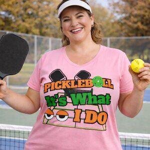 Large funny Pickleball shirt gift for mom, grandma grandmom. Pink tee tshirt NWT